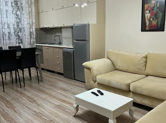 Ergi's Host ティラナ