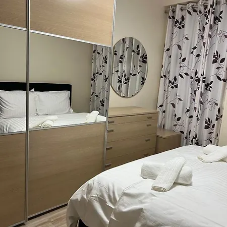 Ergi's Host Apartament