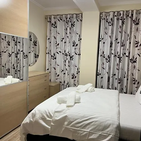 شقة Ergi's Host *